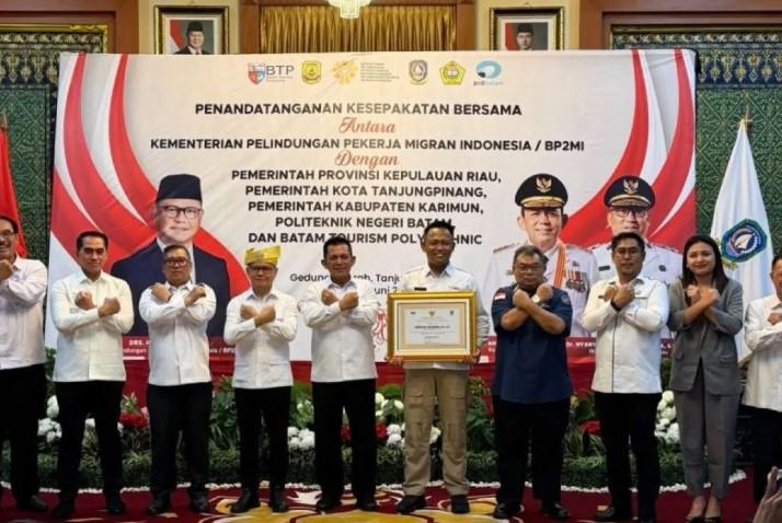 Kepri dan KP2MI Perkuat Kerja Sama Cegah PMI Ilegal dan Perdagangan Orang