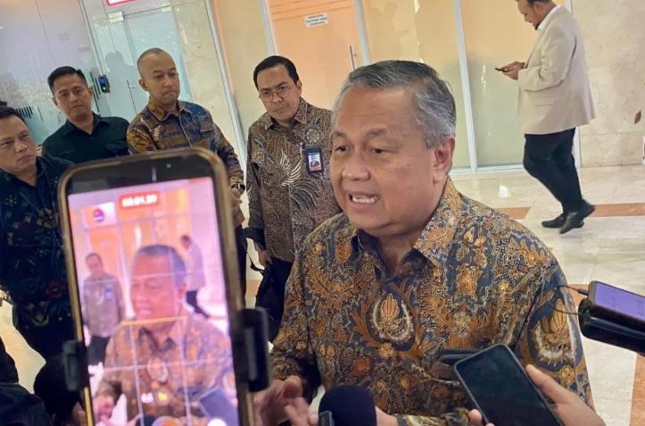BI Naikkan Suku Bunga Acuan Menjadi 5,5 Persen di Tengah Upaya Menjaga Stabilitas Rupiah