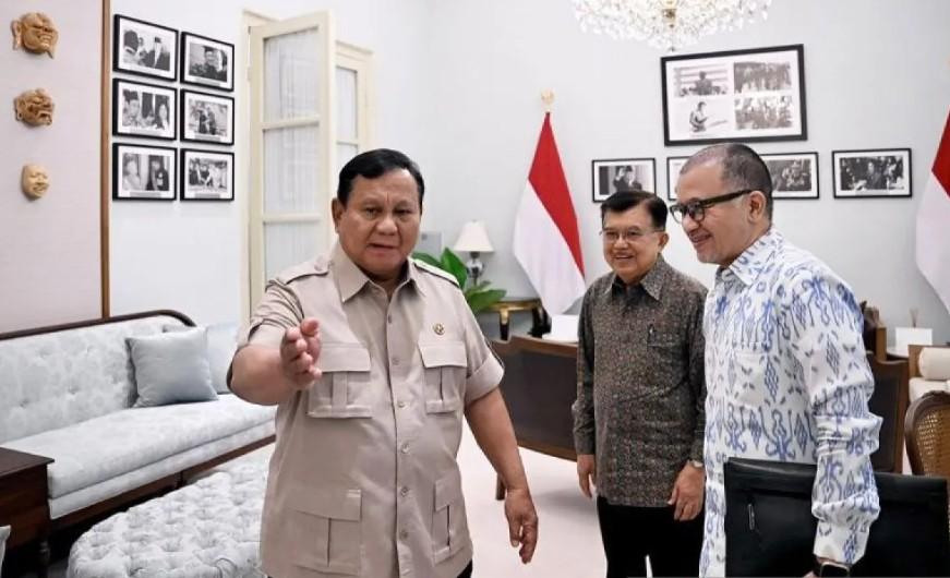 Presiden Prabowo Menerima Jusuf Kalla dan Solihin J. Kalla dalam Pertemuan Tertutup di Istana Merdeka