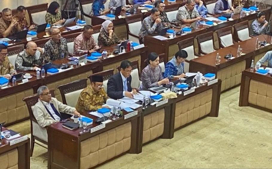 Komisi XI DPR dan Pemerintah Sepakati Kenaikan Batas Bawah Rasio Pendapatan Negara dalam KEM-PPKF 2027