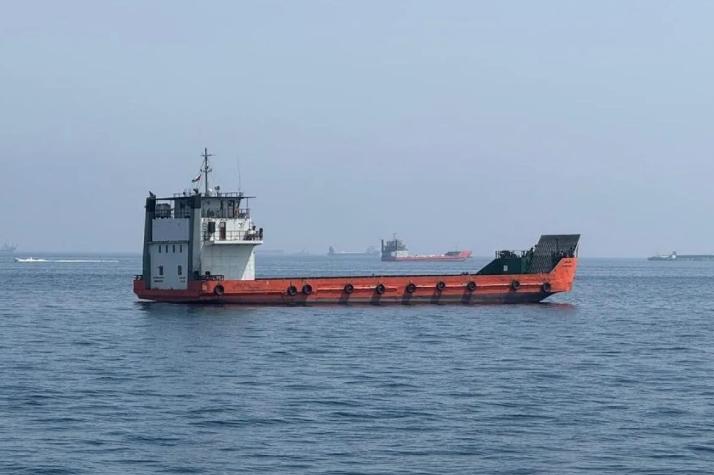 Bentrokan Iran dan AS Memanas, Teheran Umumkan Penutupan Total Selat Hormuz