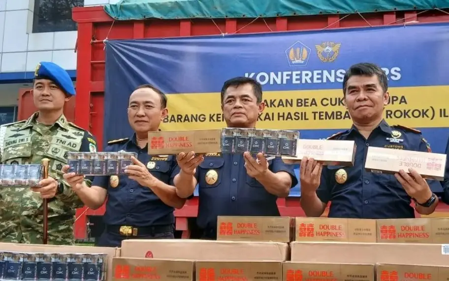 Bea Cukai Banten Gagalkan Penyelundupan 8,26 Juta Batang Rokok Ilegal di Merak, Satu Sopir Jadi Tersangka