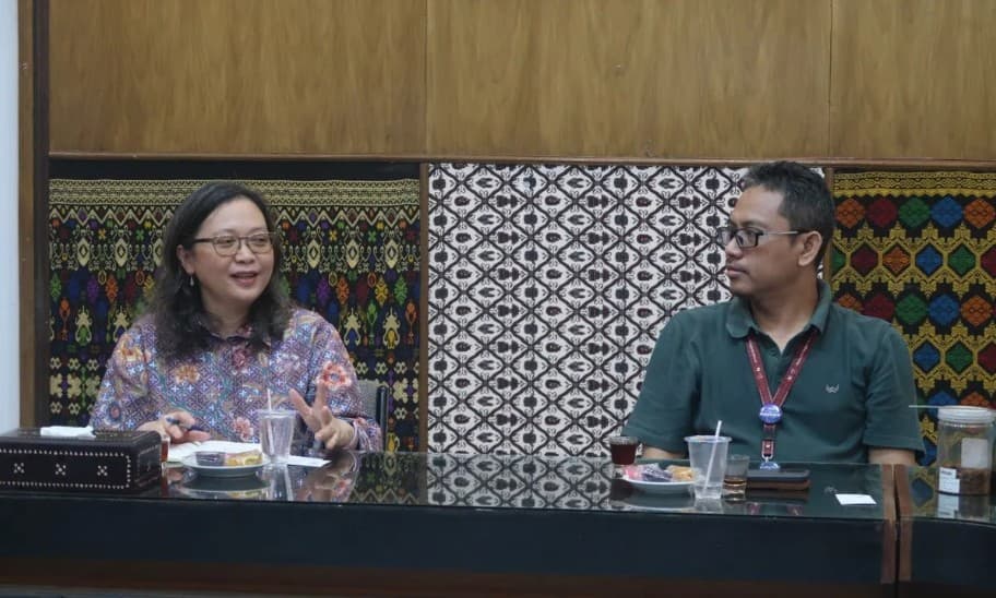 Museum NTB Perluas Diplomasi Kebudayaan ke Australia Lewat Pameran Kain dan Lokakarya Perawatan Keris