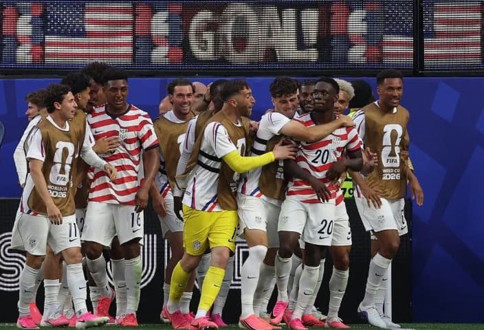 Tiga Tuan Rumah Piala Dunia 2026 Sementara Pimpin Klasemen Grup Usai Laga Perdana