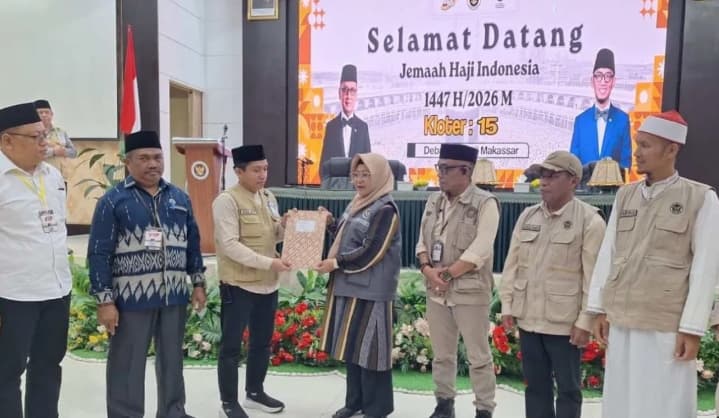 Jamaah Haji Kloter 15 Asal Maluku Utara Tiba di Tanah Air Melalui Debarkasi Makassar