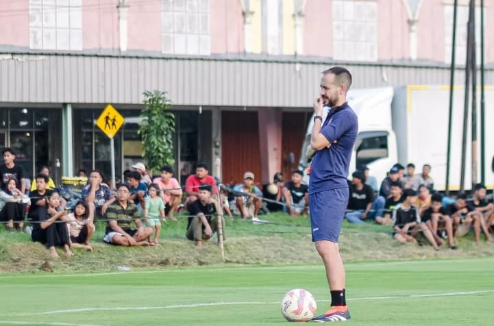 Mario Lemos Bidik Prestasi Lebih Tinggi Setelah Kembali Dipercaya Menangani Persijap Jepara