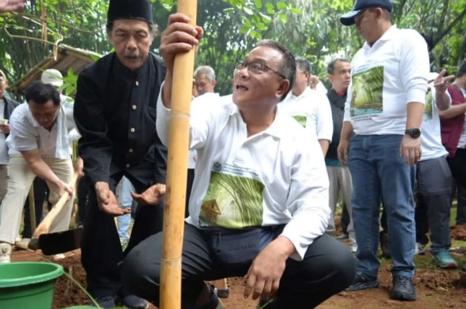 Menteri Jumhur Menegaskan Tobat Ekologis Jadi Fondasi Gerakan Penanaman 2 Miliar Pohon dan Penguatan Bambu di Indonesia