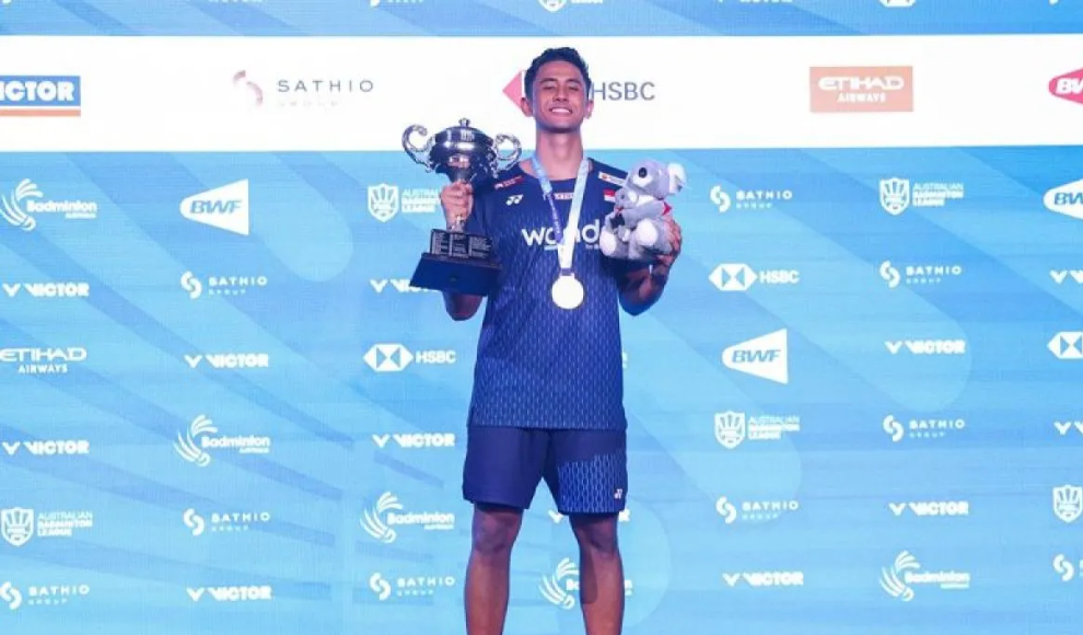 Alwi Farhan Juarai Australian Open 2026 Usai Taklukkan Dong Tian Yao Dua Gim Langsung