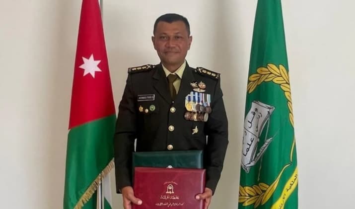 Perwira TNI AD Pertama Berhasil Lulus dari RJNDC Yordania dengan Predikat Excellent