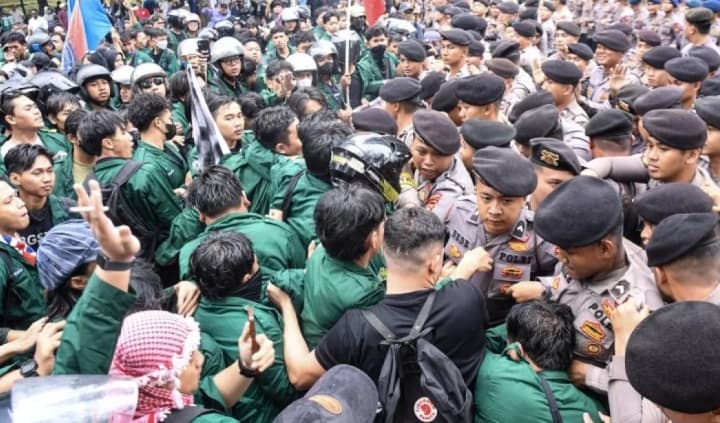 Polisi Kerahkan 4.576 Personel Gabungan untuk Amankan Aksi Unjuk Rasa di Jakarta