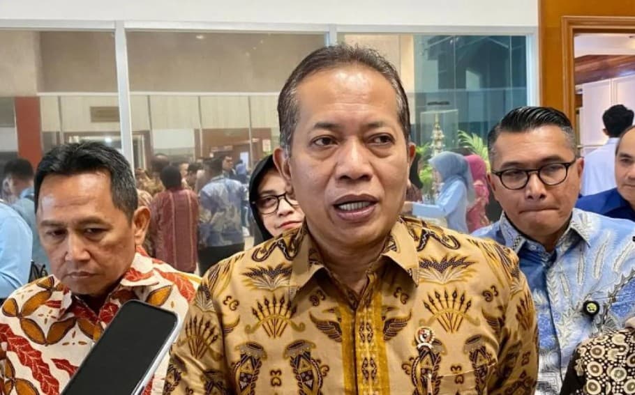 Menkop Ferry Juliantono Minta Mahasiswa Tidak Pesimis terhadap Program Kopdes Merah Putih