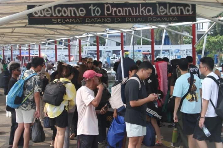 Ribuan Wisatawan Padati Kepulauan Seribu Saat Libur Tahun Baru Islam 1448 Hijriah
