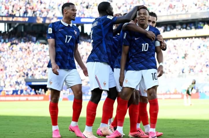 Didier Deschamps Sebut Pergantian Posisi Pemain Jadi Kunci Kemenangan Prancis atas Senegal