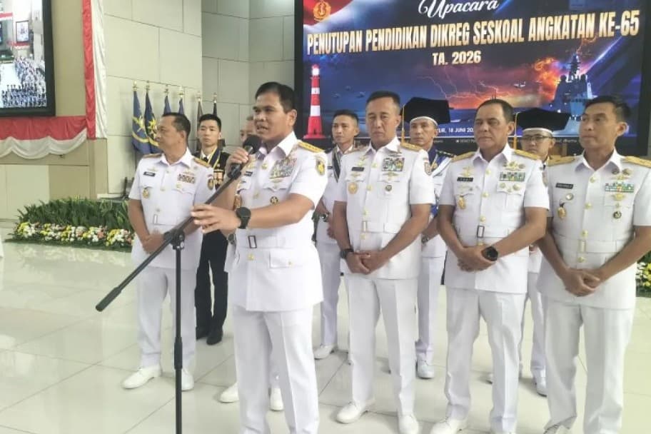 TNI AL Siapkan 100 Calon Awak Kapal Induk Giuseppe Garibaldi untuk Pelatihan di Italia