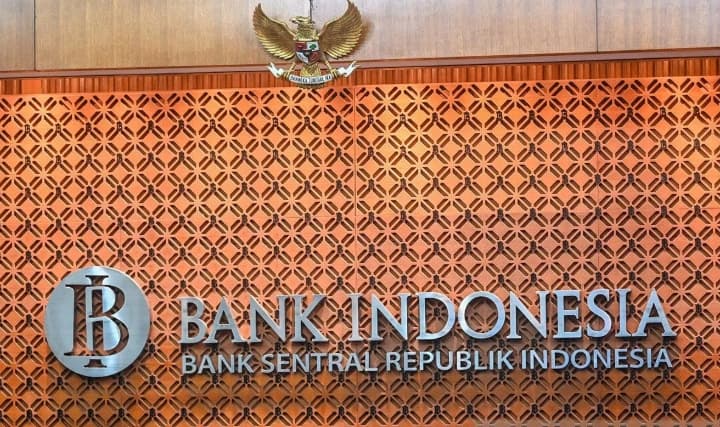 Ekonom Proyeksikan BI Tahan Suku Bunga 5,5 Persen Usai Kenaikan Agresif demi Stabilkan Rupiah