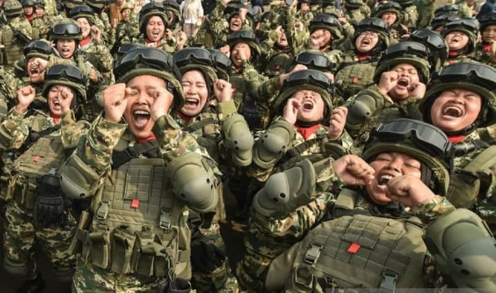 Marinir Latih Ribuan Calon Pengelola Koperasi dan Kampung Nelayan Merah Putih Lewat Program Komcad