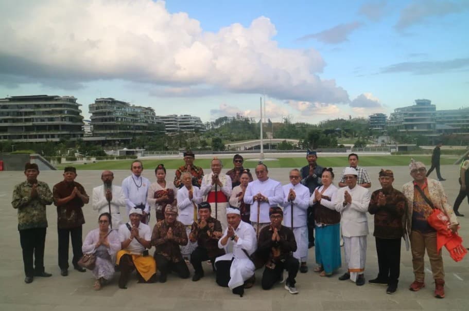 PHDI dan Prajaniti Bahas Pembangunan Pura IKN serta Usulan Lahan Pendidikan dengan Kepala OIKN