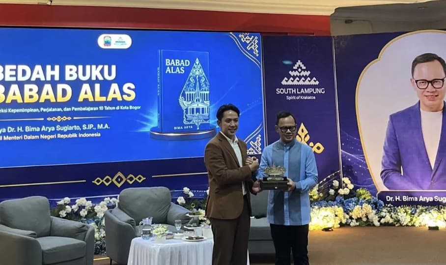 Wamendagri Bima Arya Dorong Generasi Muda Menjadi Pemimpin Berintegritas untuk Wujudkan Indonesia Emas 2045