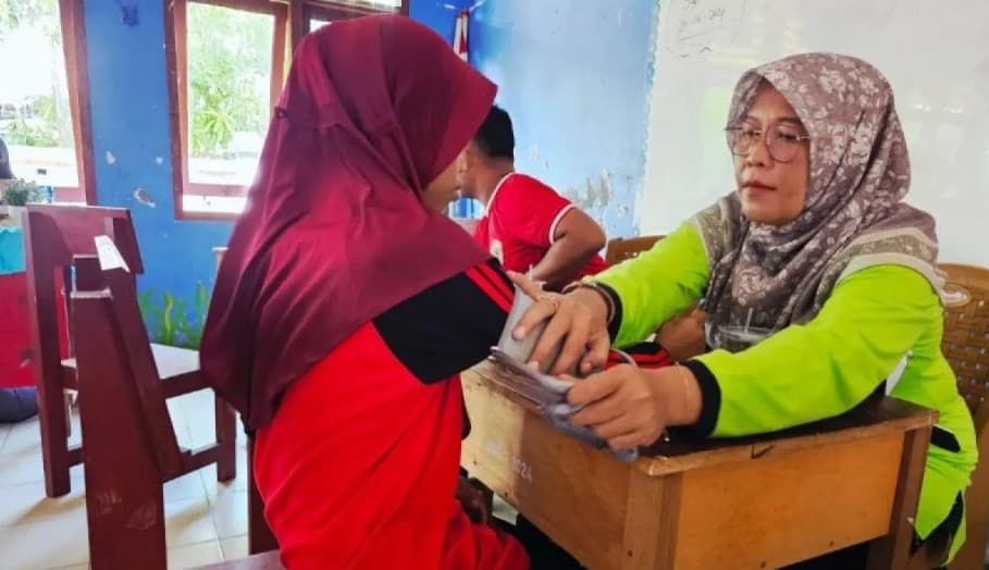 Pemkab Natuna Gelar Cek Kesehatan Gratis untuk Warga Desa Selaut di Wilayah Perbatasan