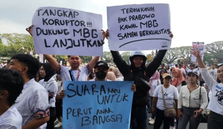 Massa Simpatisan MBG Malang Raya Serukan Dukungan untuk Keberlanjutan Program Makan Bergizi Gratis