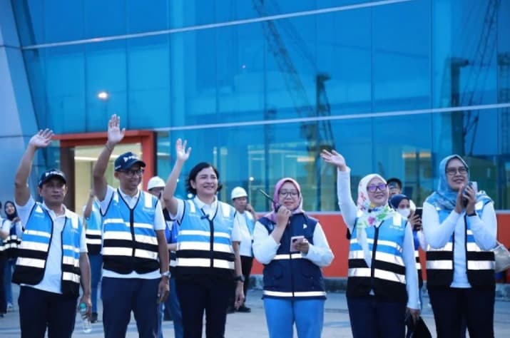 Pelni Rombak Direksi, Budi Setyawan Wijaya Resmi Gantikan Tri Andayani sebagai Direktur Utama