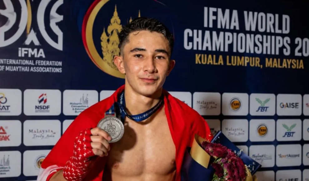 Elijah William Hinzman Cetak Sejarah dengan Raih Medali Perak di Kejuaraan Dunia Muaytai IFMA 2026