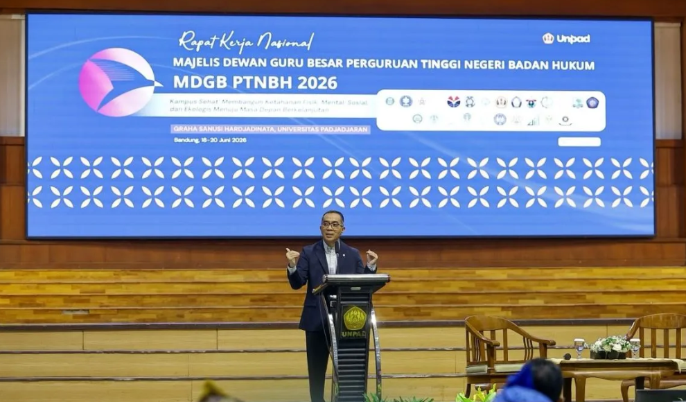 Mendiktisaintek Ajak Guru Besar Perkuat Peran Kampus untuk Dukung Kemandirian Bangsa