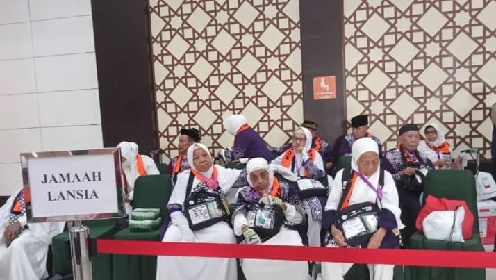 Debarkasi Hasanuddin Makassar Layani Hampir 2.000 Jamaah Haji Lansia hingga Kloter 28