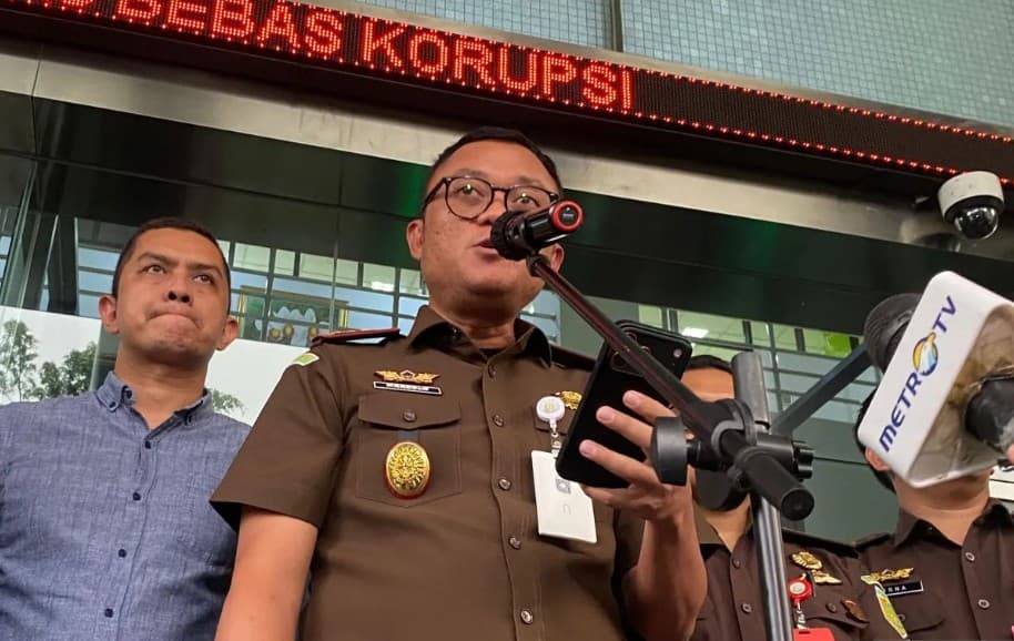 Kejari Jakarta Selatan Ungkap Alasan Tidak Menahan Roy Suryo dan Dokter Tifa dalam Kasus Dugaan Pencemaran Nama Baik