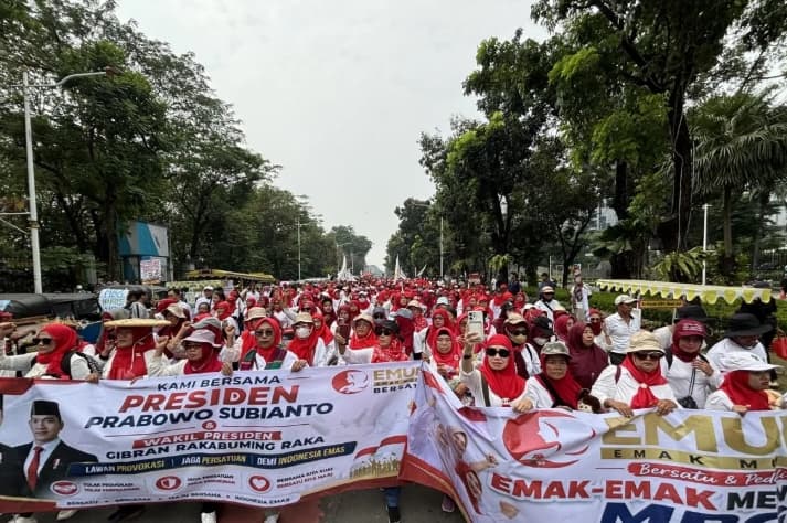 Ribuan Emak Muda Turun ke Jalan Dukung Program Makan Bergizi Gratis