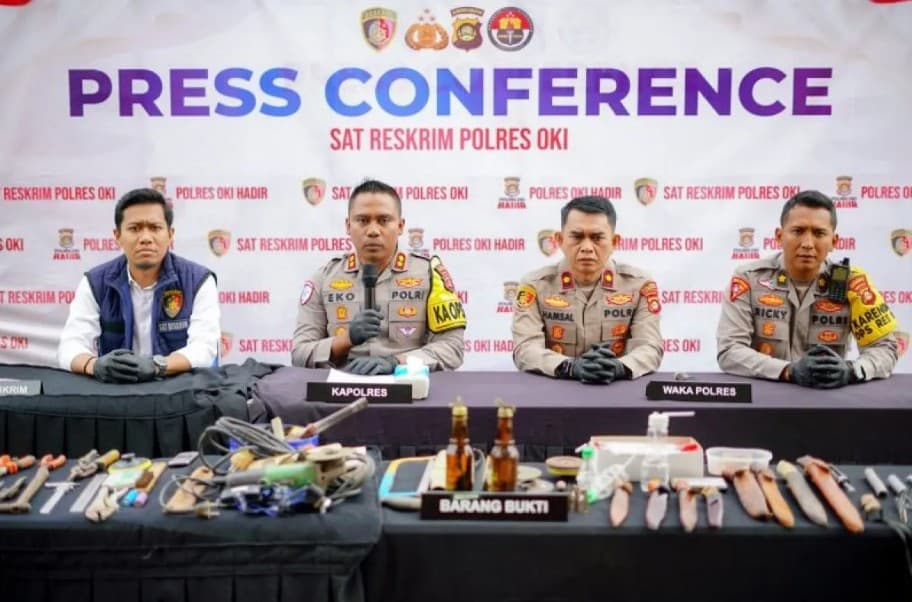Polisi Tangkap Pria 60 Tahun yang Diduga Merakit Senjata Api Ilegal di Ogan Komering Ilir