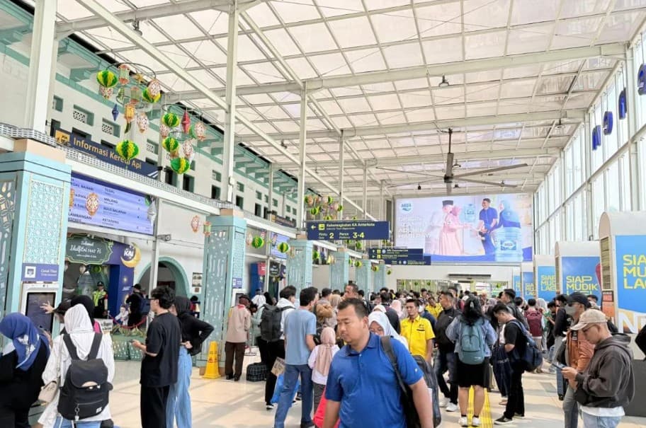 Stasiun Pasar Senen Catat Pergerakan Pelanggan Tertinggi di Indonesia, Layani Lebih dari 3,1 Juta Penumpang