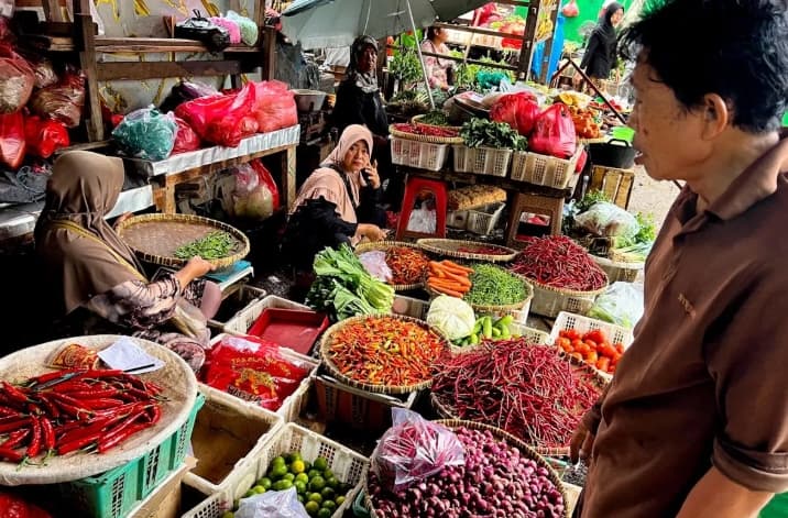 Harga Cabai Rawit Tembus Rp72.650 per Kilogram, Telur Ayam Rp29.950 Menurut Data PIHPS