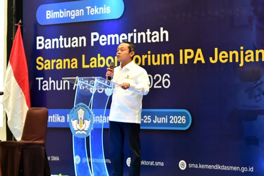 Kemendikdasmen Salurkan Bantuan Laboratorium IPA ke 100 SMA untuk Perkuat Literasi Sains dan Pembelajaran Praktik