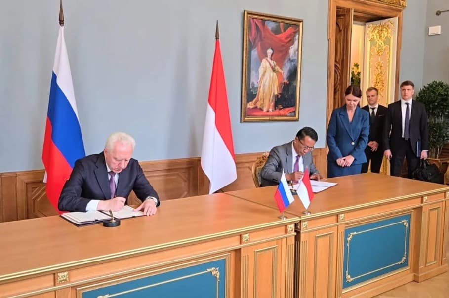 Menteri Hukum RI dan Jaksa Agung Rusia Teken Kerja Sama Pertukaran Informasi Hukum di Saint Petersburg