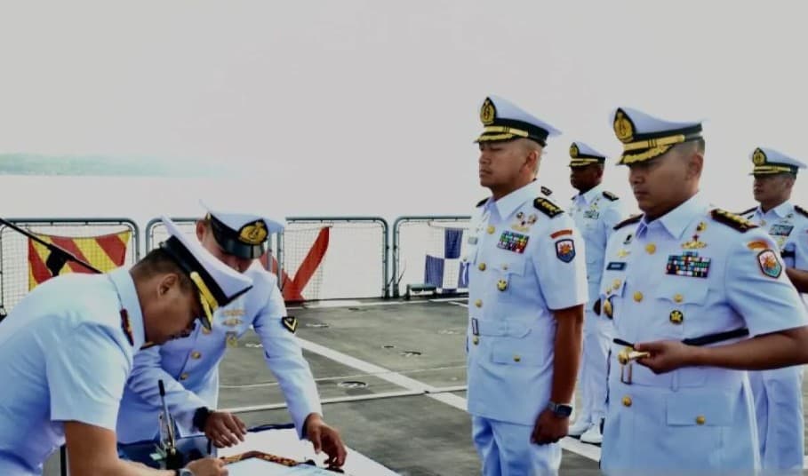 TNI AL Mengganti Enam Komandan KRI untuk Perkuat Regenerasi Kepemimpinan dan Inovasi Operasi Kapal Perang