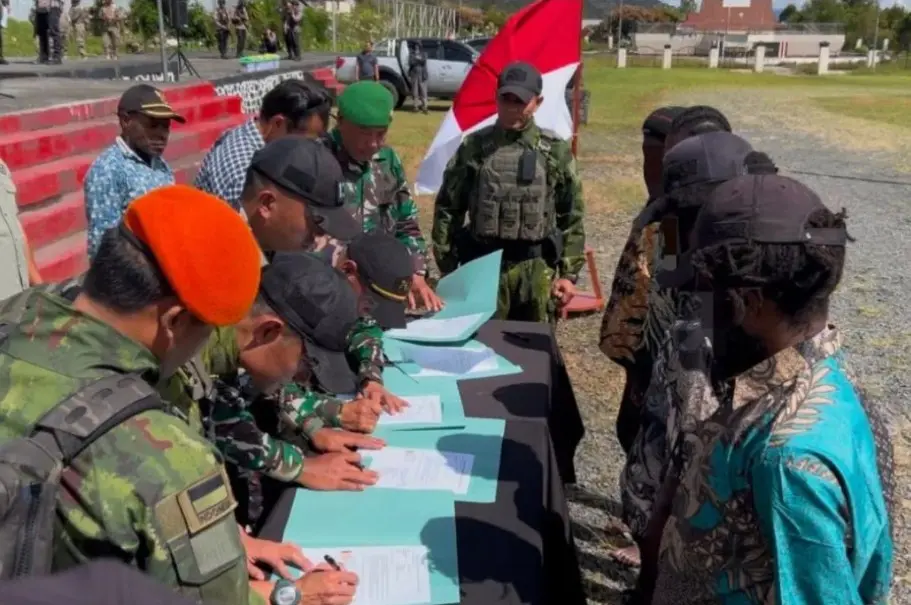 Lima Anggota OPM Kodap XXVIII Puncak Jaya Mengucapkan Ikrar Setia Kembali ke NKRI di Kota Mulia