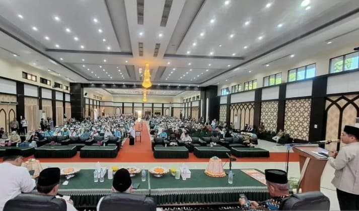 Kloter 42 Jamaah Haji Sulawesi Selatan Tiba di Debarkasi Makassar, Satu Jamaah Wafat di Tanah Suci