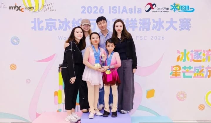 Dua Atlet Muda Figure Skating Indonesia Borong Gelar Juara pada Kejuaraan Internasional di Beijing