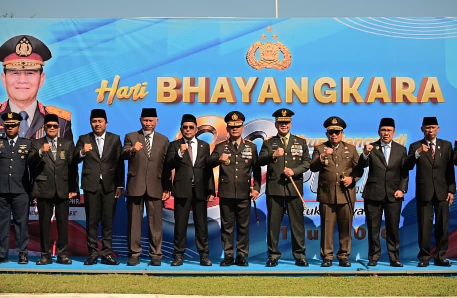Arisal Aziz Raih Penghargaan Polda Sumbar Berkat Program Kampung Anti Narkoba