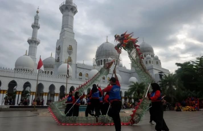 Menpar Sebut Sarana Wisata Ramah Muslim Indonesia Unggul dan Berdaya Saing Global