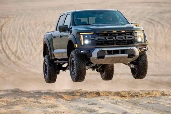 Ford Kembali Rekrut 300 Insinyur Handal setelah AI Gagal Penuhi Standar Kualitas
