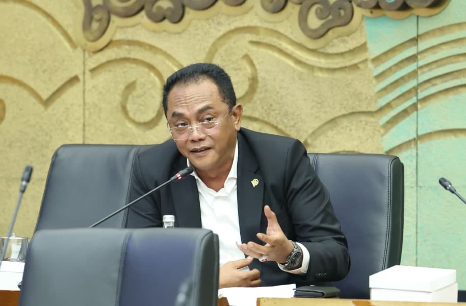 Sigit Karyawan Yunianto Mendesak PLN Membuka Data Kapasitas dan Stok Batubara di Setiap Pembangkit