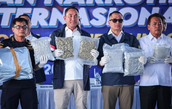 Bea Cukai dan BNN Bongkar Penyelundupan 3,37 Ton Narkotika Lewat Pemeriksaan X-ray