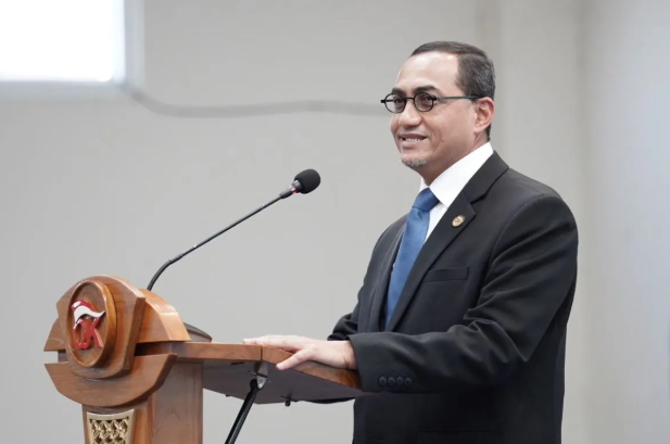 OJK Tegaskan Saham Sah Secara Syariah, Investor Muda Capai 28,1 Juta di Indonesia