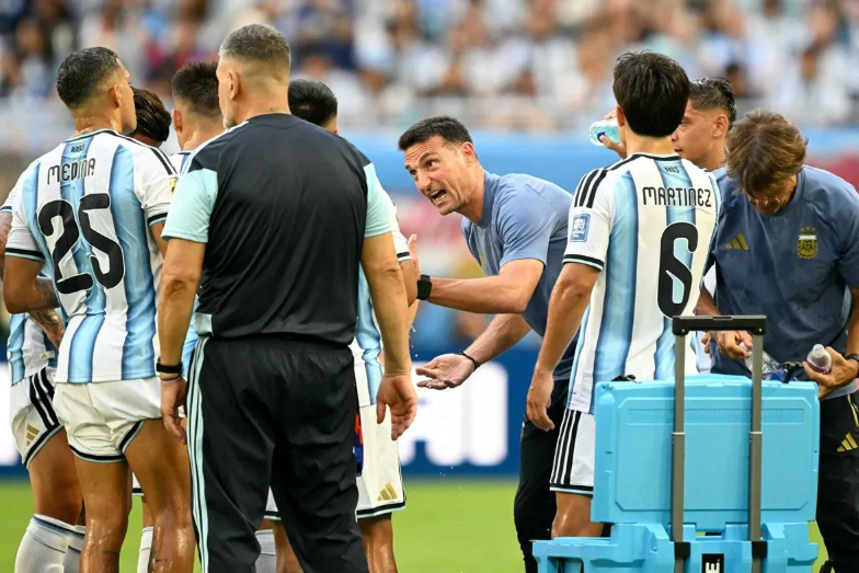 Scaloni Akui Argentina Diuji Tanjung Verde sebelum Lolos Dramatis ke Babak 16 Besar Piala Dunia 2026