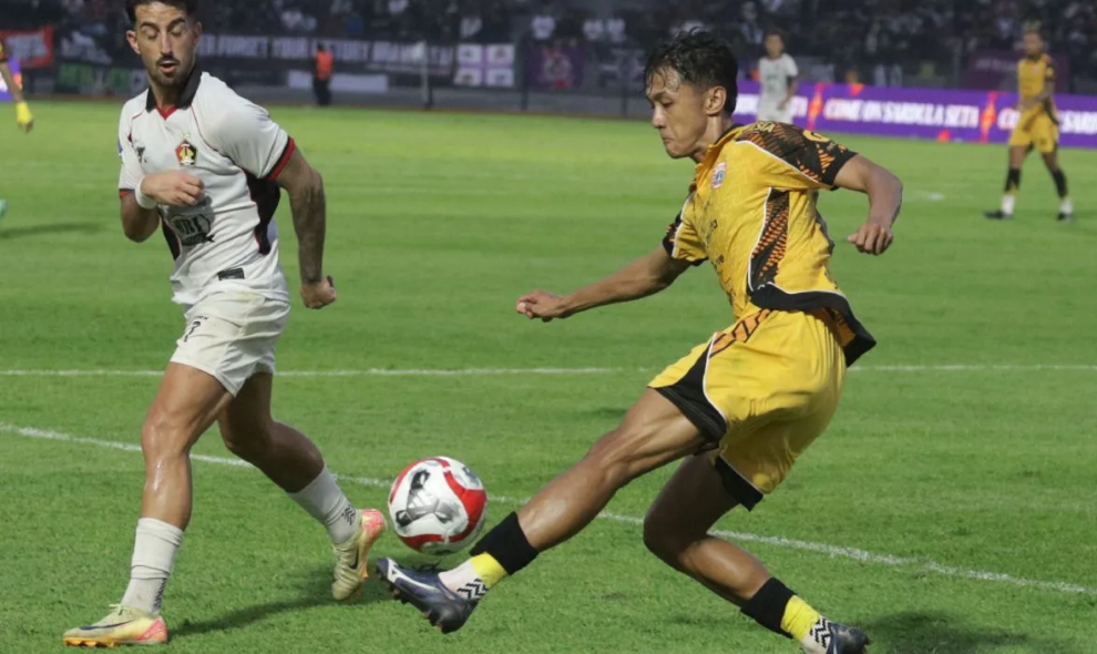 Madura United Rekrut Rifqi Ray untuk Tambah Kekuatan Lini Serang Musim Depan