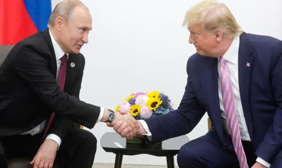Trump Tegaskan Kesiapan Bantu Akhiri Perang Ukraina dalam Percakapan Telepon dengan Putin