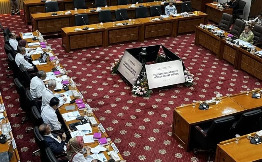 Sektor Keuangan Menjadi Penyerap Terbesar Alumni Magang Nasional, Kemnaker Siapkan 150 Ribu Peserta pada 2026