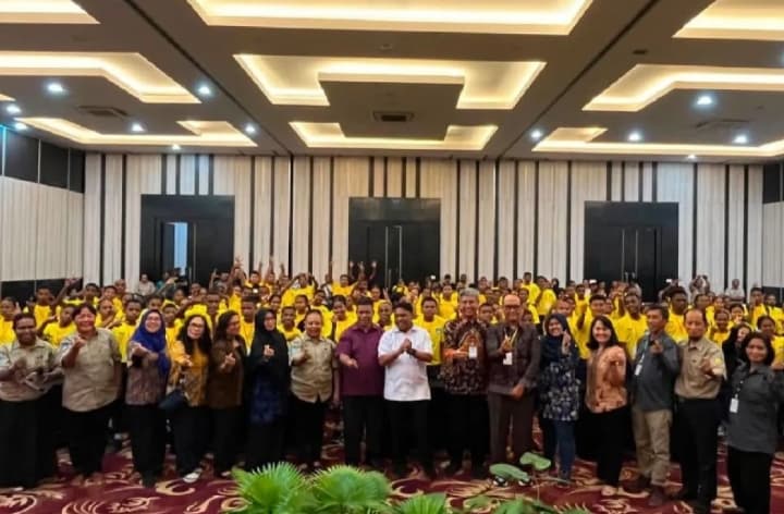 Pemprov Papua Berangkatkan 124 Siswa Asli Papua ke Lima Provinsi Lewat Program ADEM
